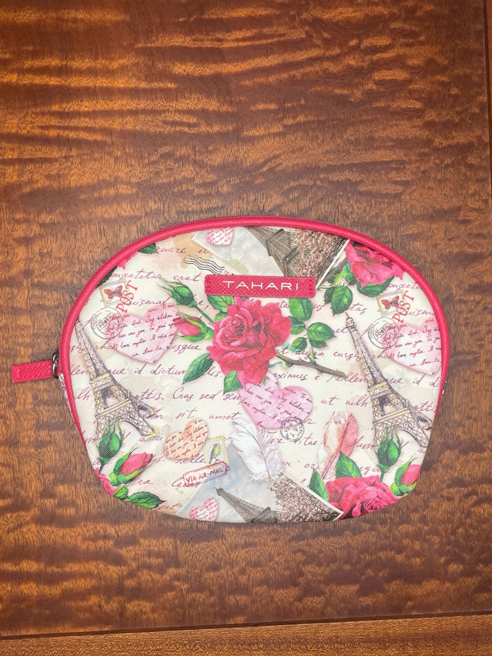 Tahari cosmetic bag